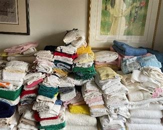 Large Quantity of Bath Towels, Hand Towels, and Wash Cloths 