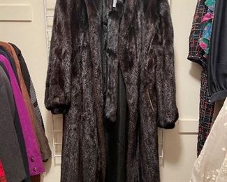 Adolfo International Coat