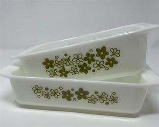 Pyrex Spring Blossom I (aka Crazy Daisy) loaf and brownie pan--many, many more pieces of this design and most designs will be available!