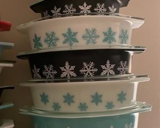 Set a beautiful winter table with Pyrex's Snowflake Design in turquoise, white, black, yellow, duck egg, pink, and coral!