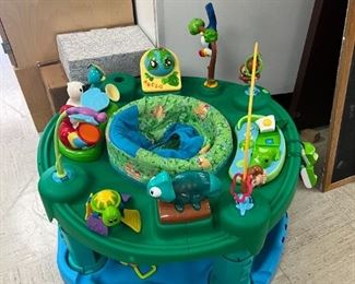 Exercauser for infants. toys included