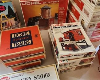 Plasticville and Lionel houses, buildings...