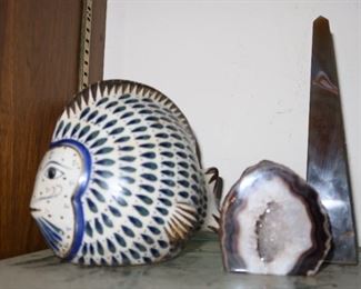 Spanish Handmade Fish - Fossil Rock - Onyx Marble Pyramid