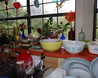 Set of 3 Pyrex Nesting Bowls - Pyrex