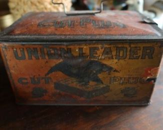 Antique Union Leader Cut Plug Tin Box