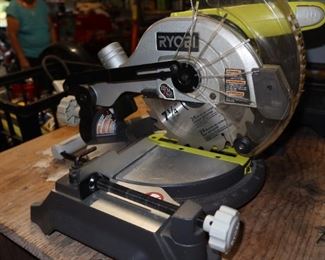 Ryobi Saw