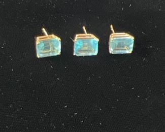 Stud Earrings set in 14K gold