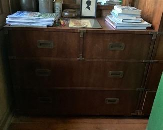 Henredon 4 drawer chest