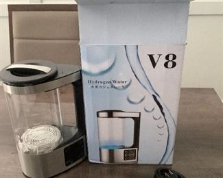 Hydrogen Water V8 system. New in box original box.