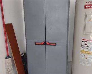 Nice garage cabinet