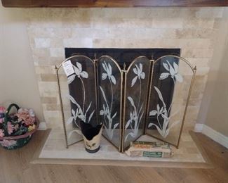 Fireplace glass screen
