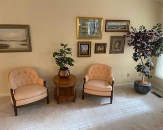 Arm chairs, Thomasville end table, copper pot/planter