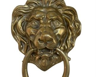 $200 - Large Solid Brass Lion's Head Door Knocker CD131-21 Description: Add style to your entryway with this Lion Knocker. The large size of this product ensures that the details are visible as guests approach the door. This door knocker is made of brass, a heavy-duty material that is guaranteed to withstand the effects of seasonal weather.
Condition: Very good used condition with typical signs of patina based on outdoor location.
Dimensions: 9 x 11"H
Local pickup Leesburg, VA. Contact us for shipper suggestions.