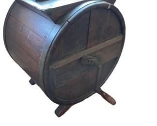 $150 - Antique Early 20th Century Primitive Hand Crank Butter Churn CD131-15 Description: Antique barrel hand crank butter churn. It has a removable top so it can be used as a side table or not.
Condition: Antique and in good used condition.
Dimensions: 16 x 13 x 19"H
Local pick up Leesburg, VA. Contact us for shipper suggestions.