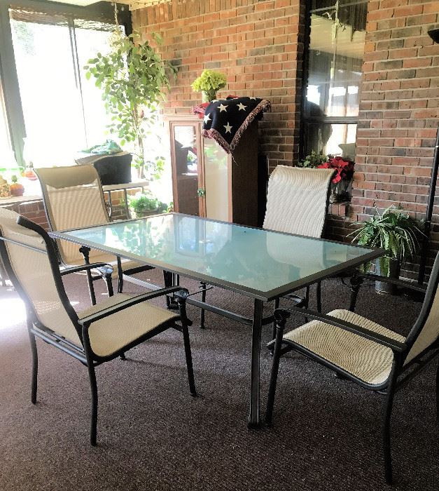 Mandarin Estate Sale in Jacksonville, FL starts on 10/22/2022