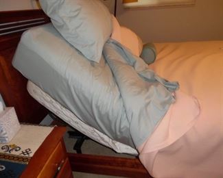 Wonderful KING SIZED Sleep Number bed