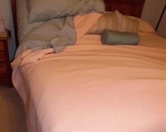 Wonderful KING SIZED Sleep Number bed