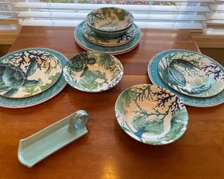 Cute set of plastic dishes