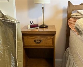 Oak Side table with storage, modern lamp