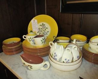 Stangal Blueberry Pottery