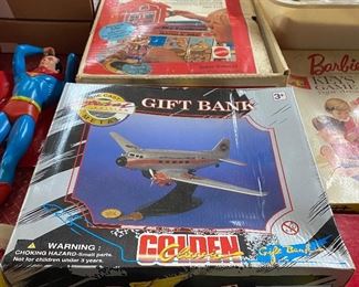 Airplane Gift Bank