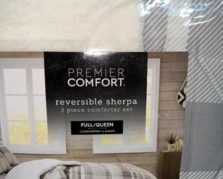 Premier Comfort Reversible Sherpa Full/Queen Comforter and 2 Shams NEW $28.00