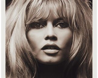 6
Douglas Kirkland
b. 1934
"Brigitte Bardot," 1965
Archival pigment print on paper
Signed, titled and dated in pencil in the lower margin: Douglas Kirkland
Image: 20" H x 20" W; Sheet: 22.375" H x 22" W
Estimate: $2,000 - $3,000