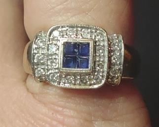 18K Gold Sapphire & Diamond Ring