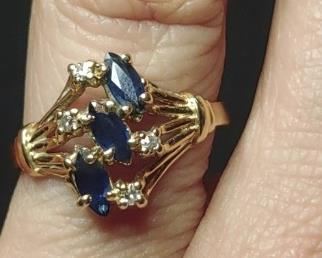 14K Gold Sapphire & Diamond Ring