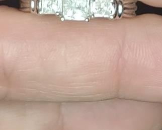 14K Gold Princess Cut Diamond Ring. 1 ct tw