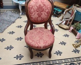 Walnut Victorian Side Chair