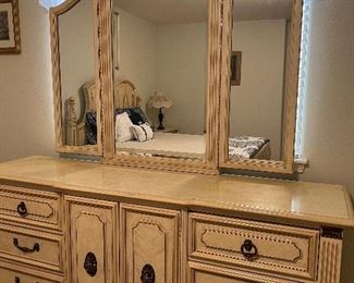Vintage Stanley Bedroom Set: King Bed Frame, Dresser w Mirror, 2 Nightstands + Armoire, King Bedding