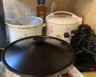 Small kitchen appliances.