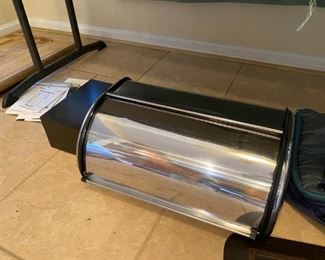 Bread bin.