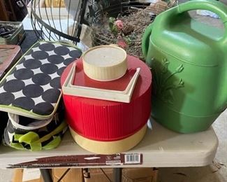 Thermoses and picnic and gardening items.