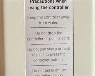 Brookstone OSIM OS-7430 uAstro Massage Chair	46 x 33 x 58in	HxWxD
