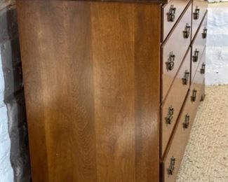 Ethan Allen Baumritter 8 Drawer Dresser Solid Maple	34 x 54.5 x 19.25in	HxWxD
