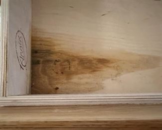 Arbek 5-Drawer Oak Dresser	49.75 x 36.25 x 17in	HxWxD
