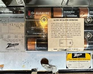 Zenith Trans-Oceanic Royal 1000 Shortwave Radio Vintage Transistor	10 x 12.5 x 5in	HxWxD
