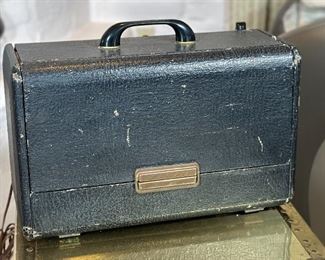 Zenith Trans-Oceanic 8G005YT tube Shortwave Radio	11 x 17.5 x 7.35in	HxWxD
