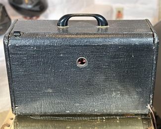 Zenith Trans-Oceanic 8G005YT tube Shortwave Radio	11 x 17.5 x 7.35in	HxWxD
