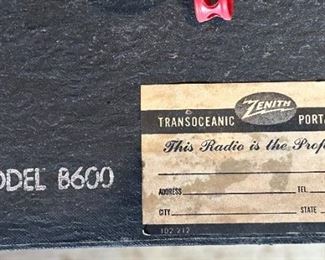 Zenith Trans-Oceanic B600 Tube Shortwave Radio	11.5 x 17.2,5 x 8in	HxWxD
