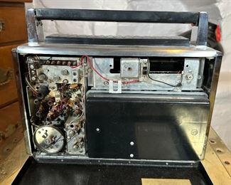 Zenith Trans-Oceanic Royal 3000-1 Shortwave Radio #2	10.25 x 12.5 x 5in	HxWxD
