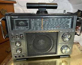 Vintage Venturer 2959-2C Multiband Receiver Radio w Cassette Player	11 x 14 x 5in	HxWxD
