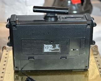 Vintage Venturer 2959-2C Multiband Receiver Radio w Cassette Player	11 x 14 x 5in	HxWxD
