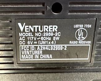 Vintage Venturer 2959-2C Multiband Receiver Radio w Cassette Player	11 x 14 x 5in	HxWxD
