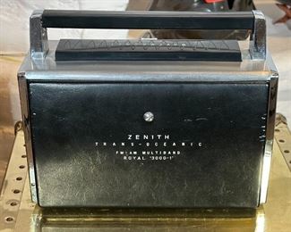 Zenith Trans-Oceanic Royal 3000-1 Shortwave Radio#3	10.25 x 12.5 x 5in	HxWxD
