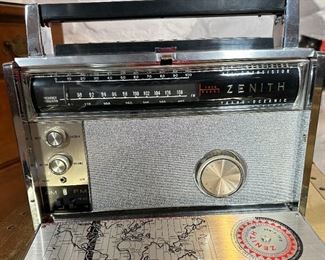 Zenith Trans-Oceanic Royal 3000-1 Shortwave Radio#3	10.25 x 12.5 x 5in	HxWxD
