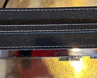 Vintage Zenith R75-Y2 Chassis 26-1 Portable Transistor Radio	5.25 x 8.5 x 3.25in	HxWxD
