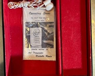 Zenith Royal 50 Red & White AM Transistor Radio Leather Case  in Box	Box: 2.5 x 6.2,5 x 6.25in	HxWxD
